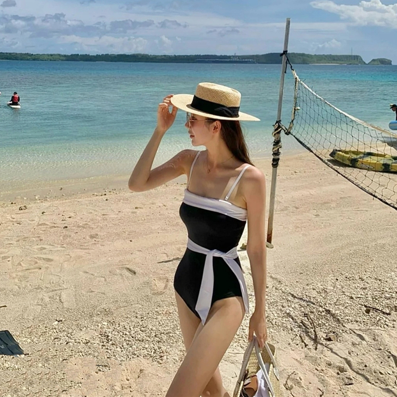 ชุดว่ายน้ำผู้หญิง ชุดว่ายน้ำน่ารัก Bikini ชุดไปทะเล