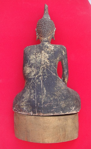 พระไม้แกะอยุธยา