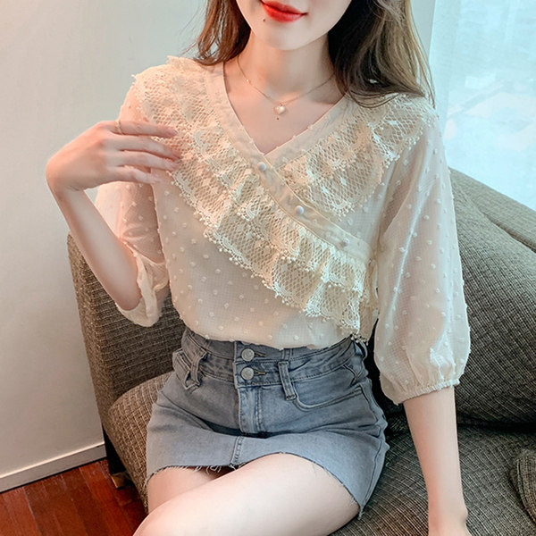 เสื้อลูกไม้ แขนสั้น