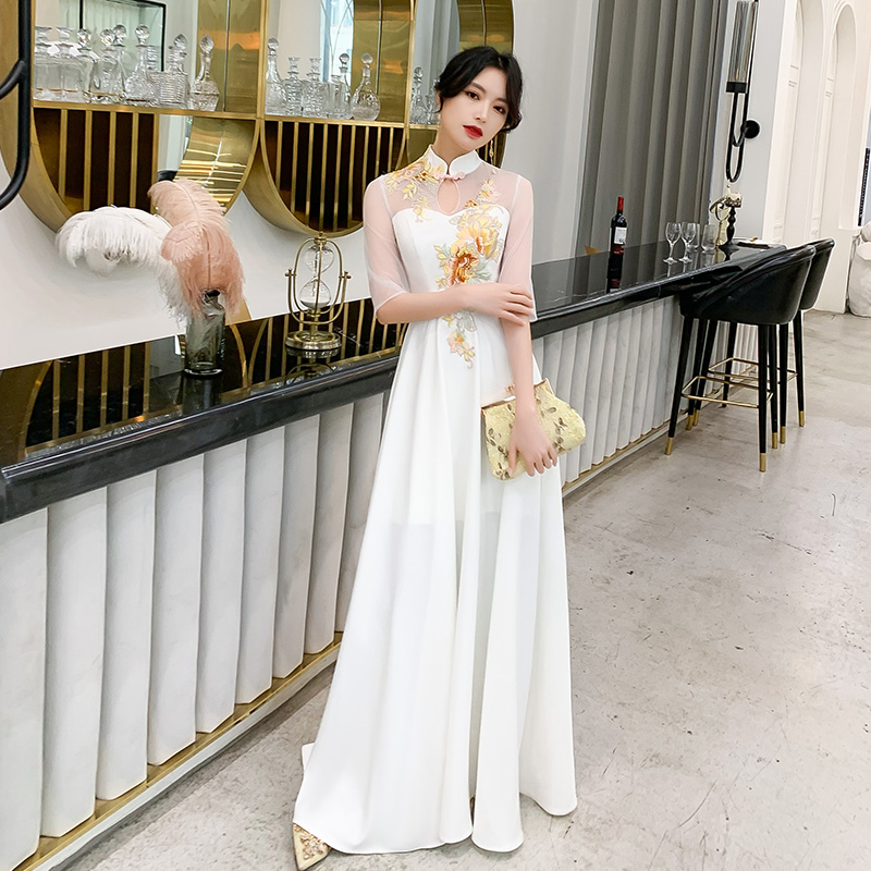 ชุดราตรี ชุดราตรีสวยหรู แบบ ทันสมัย Evening dress