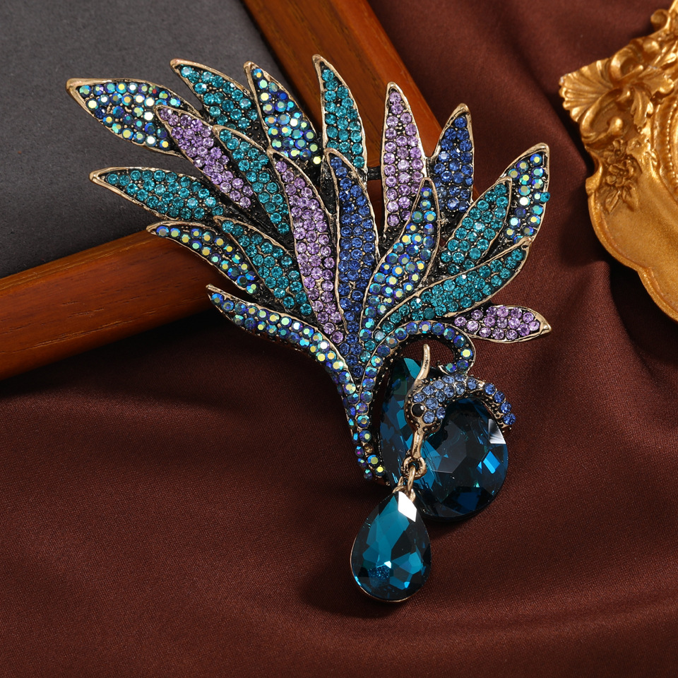 เข็มกลัด เข็มกลัดสวยๆ เข็มกลัดติดเสื้อ Brooch