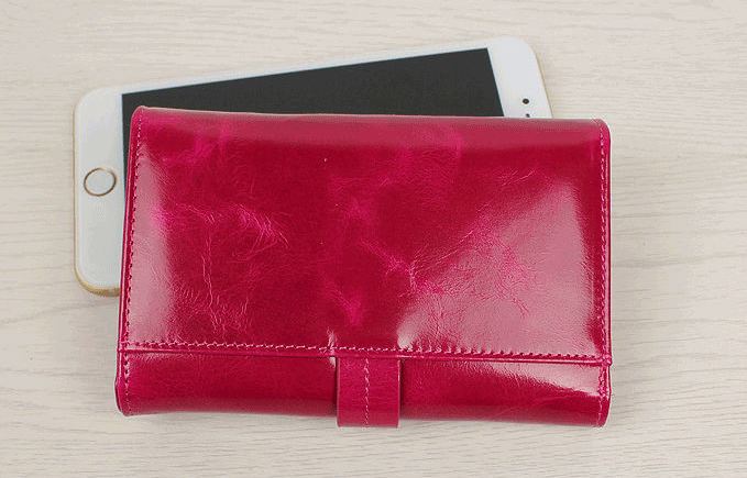 กระเป๋าสตางค์ ใบสั้น กระเป๋าสตางค์ ผู้หญิง กระเป๋าสตางค์ หนังแท้ ขัดมัน Oil wax แบบเก๋ สีคลาสสิค 2 พับ ใส่บัตรได้เยอะ มีช่องซิป 384044