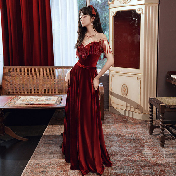 ชุดราตรี ชุดออกงาน ดีไซน์หรู แบรนด์ Angel