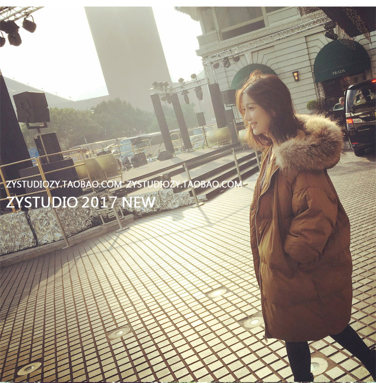 เสื้อกันหนาวฮู้ดดี้ แต่งเฟอร์หนาฟู งานเกรดดีเหมือนแบบ อุ่นมากกกก หิมะก็เอาอยู่ (ถอดขนได้)