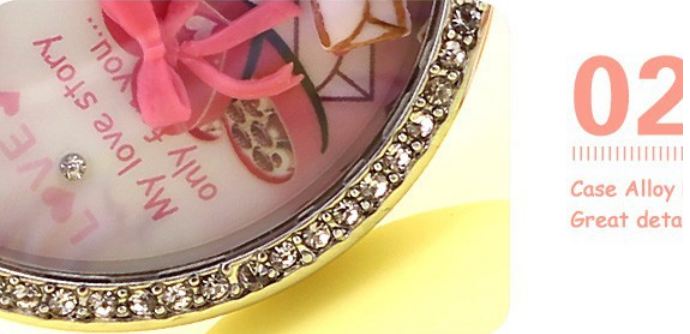 นาฬิกาข้อมือผู้หญิง สายหนัง สีขาว แต่ง Display คัพเค้ก ช็อคโกแลต กล่องของขวัญติดโบว์ รูปหัวใจ น่ารัก ๆ สีชมพู หน้าปัดฝัง คริสตัล เพชร 416391