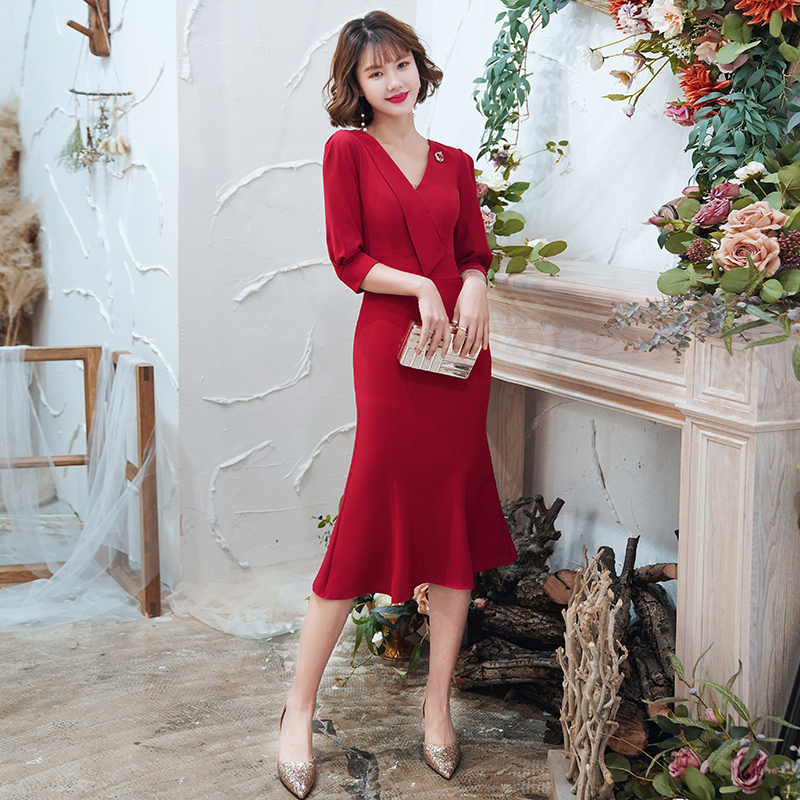 ชุดราตรี ชุดราตรีสวยหรู แบบ ทันสมัย Evening dress