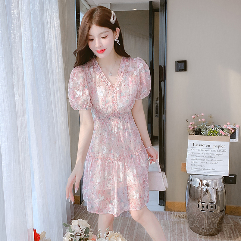แบบชุดเดรสสวยๆ ชุดเดรสน่ารักๆสไตล์เกาหลี