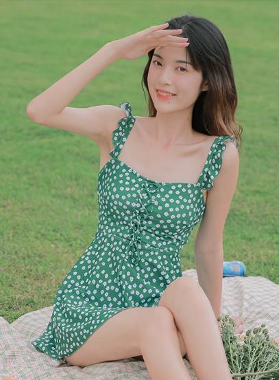 ชุดว่ายน้ำผู้หญิง ชุดว่ายน้ำน่ารัก Bikini ชุดไปทะเล