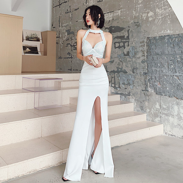 ชุดราตรี ชุดราตรีสวยหรู แบบ ทันสมัย Evening dress