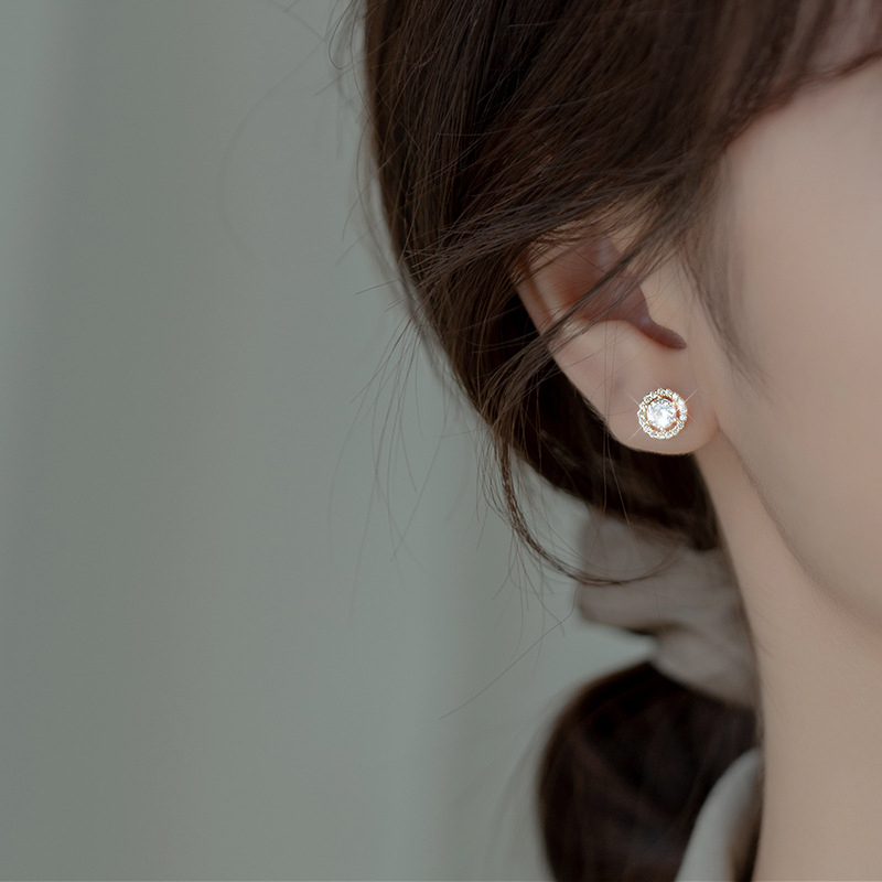 ต่างหูเงินแท้S925 รุ่น Honey ต่างหูเพชรCZสี่เหลี่ยมล้อมเพชร เพชรCZกลมล้อมเพชร เงินแท้ทั้งชิ้น Silver925