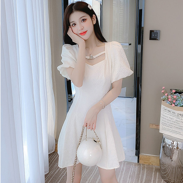 ชุดเดรสสวยๆ ชุดเดรสน่ารักๆ สไตล์เกาหลี By Meiyi women's clothing