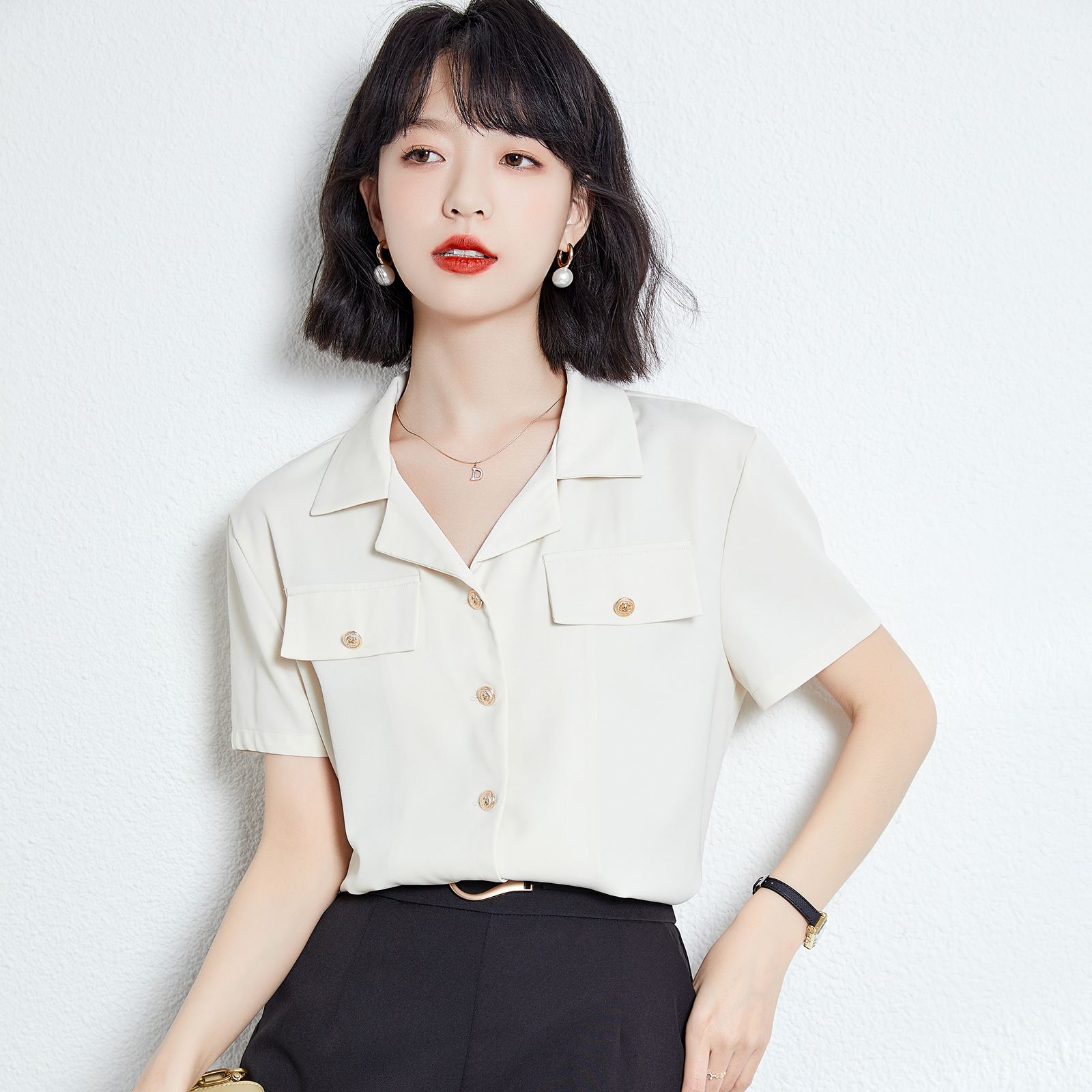 เสื้อเชิ้ตผู้หญิงแขนยาว เสื้อเชิ้ตผู้หญิงใส่ทํางาน 390 บาทต่อชิ้น ฟรีค่าจัดส่ง