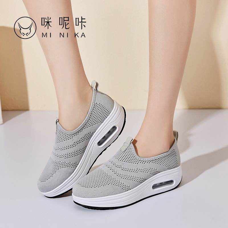 รองเท้าผ้าใบ รองเท้าลำลอง รองเท้าผ้าใบลำลอง รองเท้าแฟชั่นแบบสวม Slipper Shop