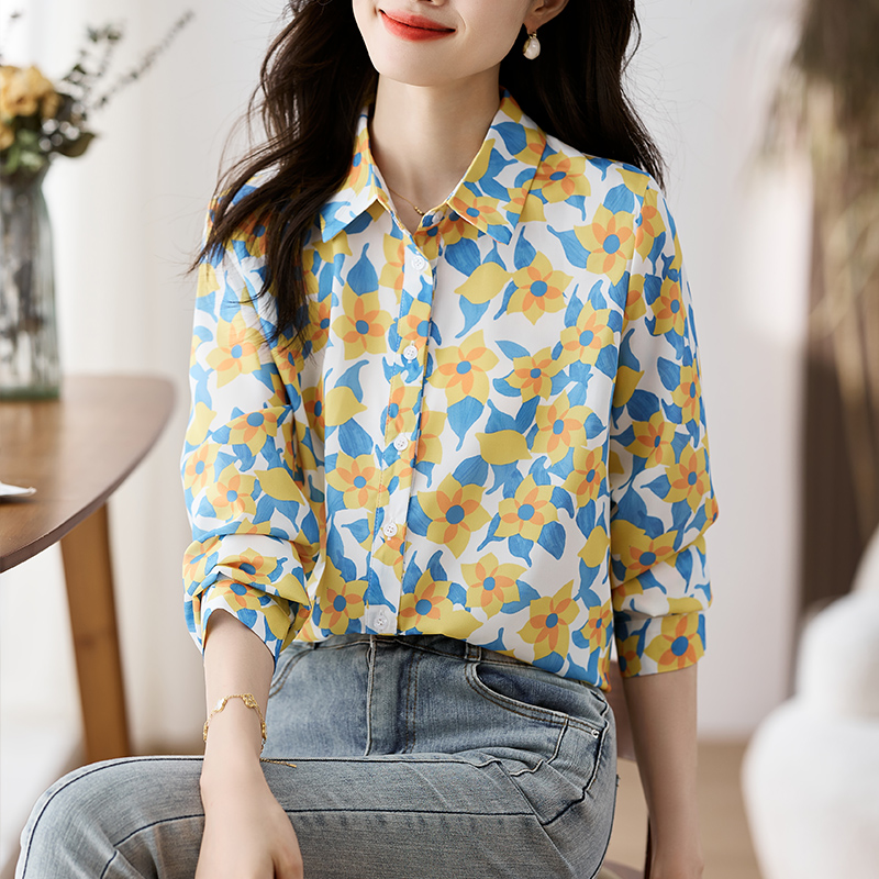 เสื้อเชิ้ตผู้หญิงแขนยาว เสื้อเชิ้ตผู้หญิงใส่ทํางาน 390 บาทต่อชิ้น ฟรีค่าจัดส่ง