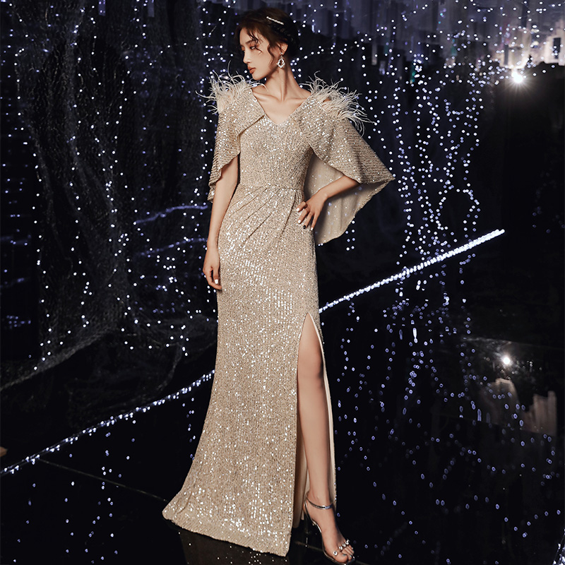 ชุดราตรี ชุดราตรีสวยหรู แบบ ทันสมัย Evening dress