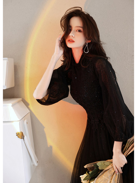ชุดราตรี ชุดราตรีสวยหรู แบบ ทันสมัย Evening dress