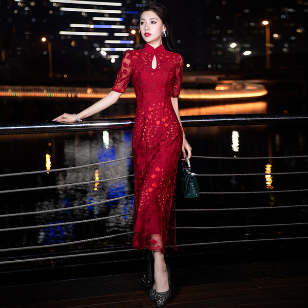 ชุดราตรี ชุดออกงาน ดีไซน์หรู แบรนด์ Angel