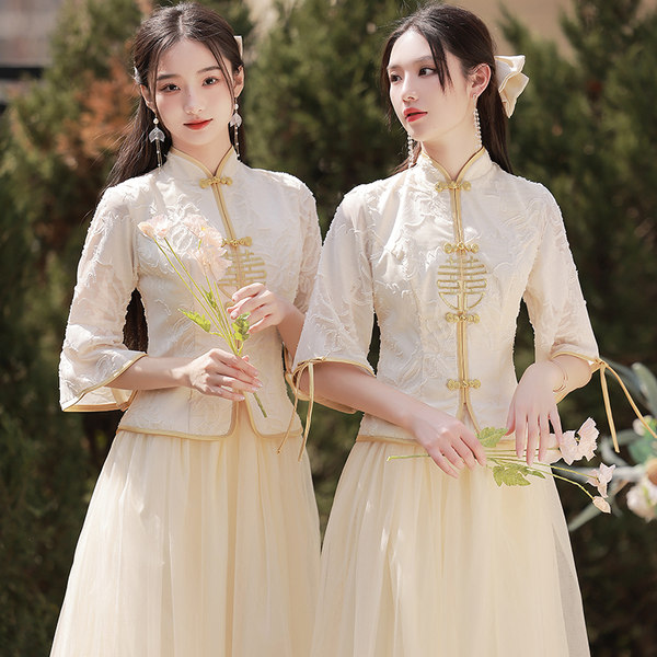 ชุดเพื่อนเจ้าสาวสีครีม ชุดเพื่อนเจ้าสาว ชุดไปงานแต่งงาน
