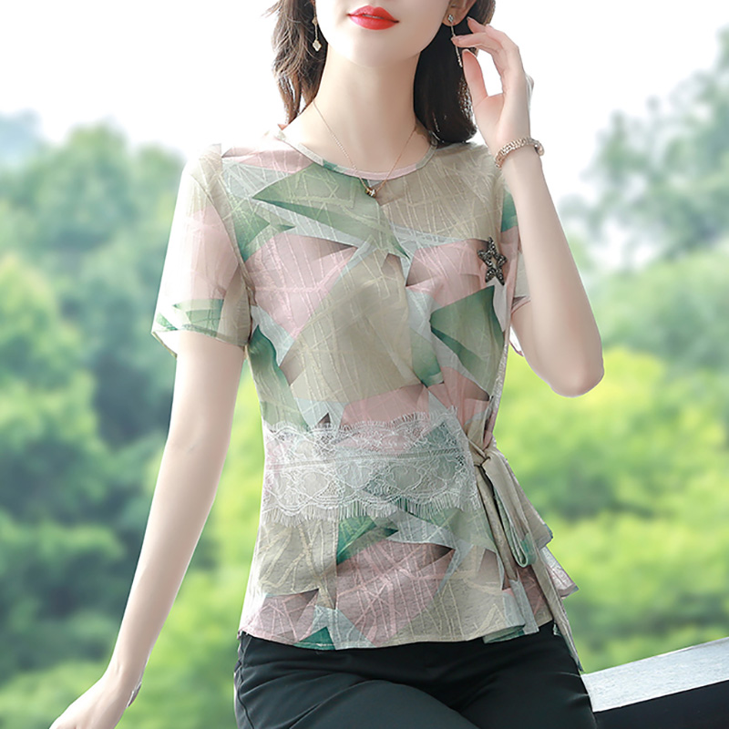 เสื้อชีฟอง เสื้อแฟชั่นสุภาพสตรีวัยผู้ใหญ่ มีไซต์ อก34นิ้ว-43นิ้ว