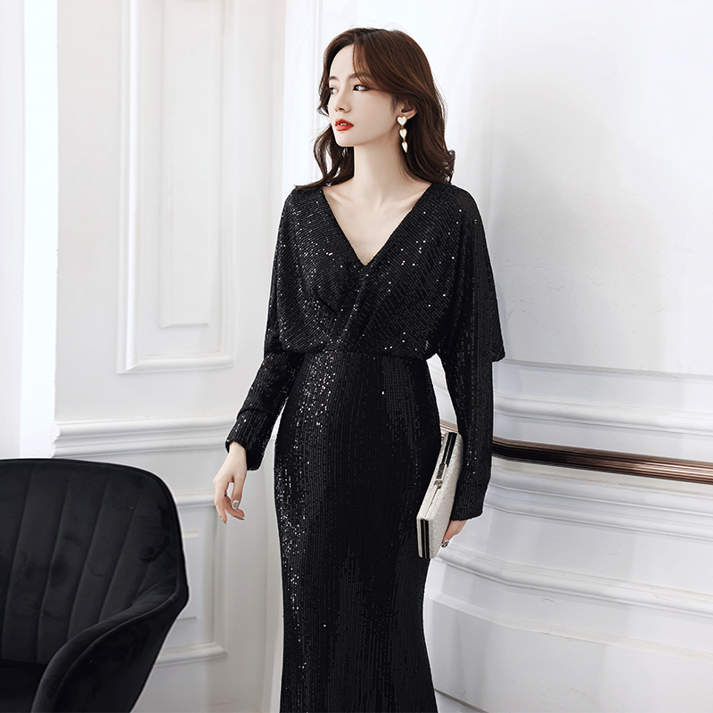 ชุดราตรี ชุดราตรีสวยหรู แบบ ทันสมัย Evening dress