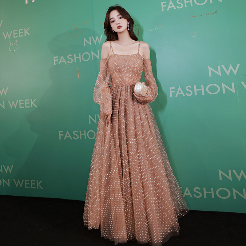 ชุดราตรี ชุดราตรีสวยหรู แบบ ทันสมัย Evening dress