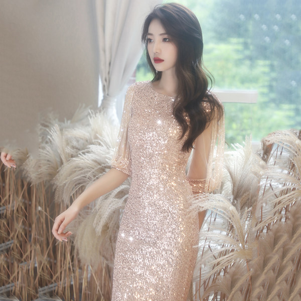 ชุดราตรี ชุดราตรีสวยหรู แบบ ทันสมัย Evening dress