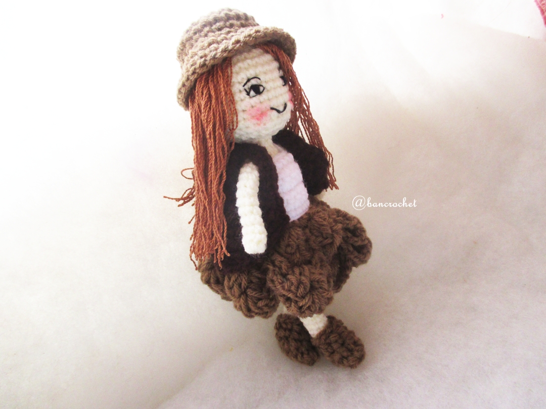 ตุ๊กตาเด็กผู้หญิงถัก ขนาด 7 นิ้ว girl amigurumi crochet dolls