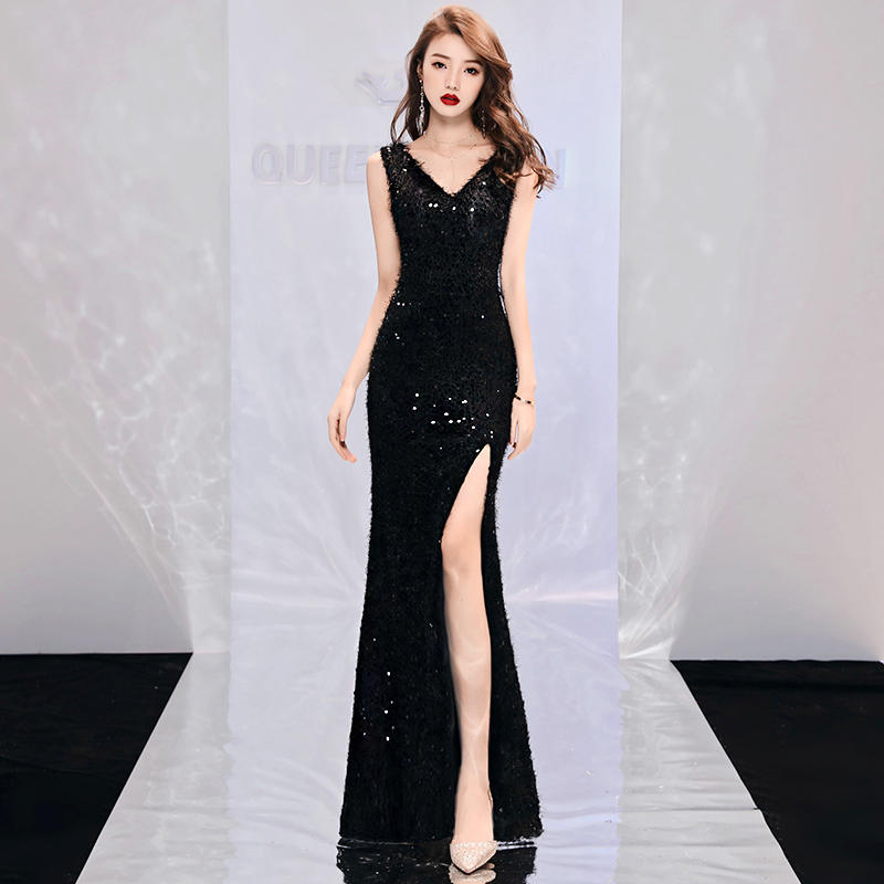 ชุดราตรี ชุดออกงาน ดีไซน์หรู Designer Dresses