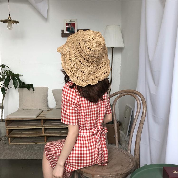 Dress4549 เดรสลายสก็อตคอวีกระดุมหน้าแกะได้ ซิปหลังใส่ง่าย มีผ้าผูกเอว ผ้าคอตตอนลินินเนื้อดีใส่สบาย งานดีทรงดี ทรงนี้น่ารักใส่ได้เรื่อยๆ ใส่ทำงาน/ใส่เที่ยว ชุดเดียวจบ มี 2 สี เหลือง, แดง