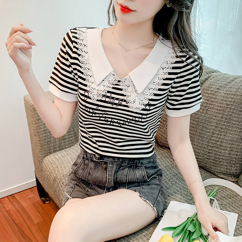 เสื้อยืดวัยรุ่นน่ารักๆ เสื้อวัยรุ่นแขนสั้น เสื้อผ้าวัยรุ่นเกาหลี แบรนด์ Wiyike