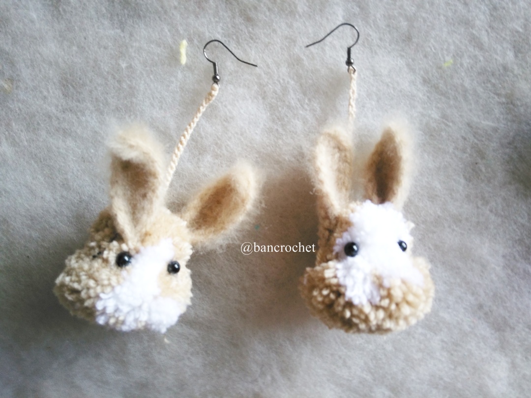ต่างหูถักกระต่ายปอมปอม earrings pompoms หลากสี
