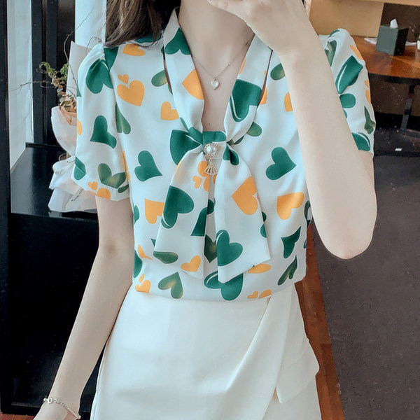 เสื้อเชิ้ตแขนยาววัยรุ่น ลายสวยๆ แบรนด์ YIL AN
