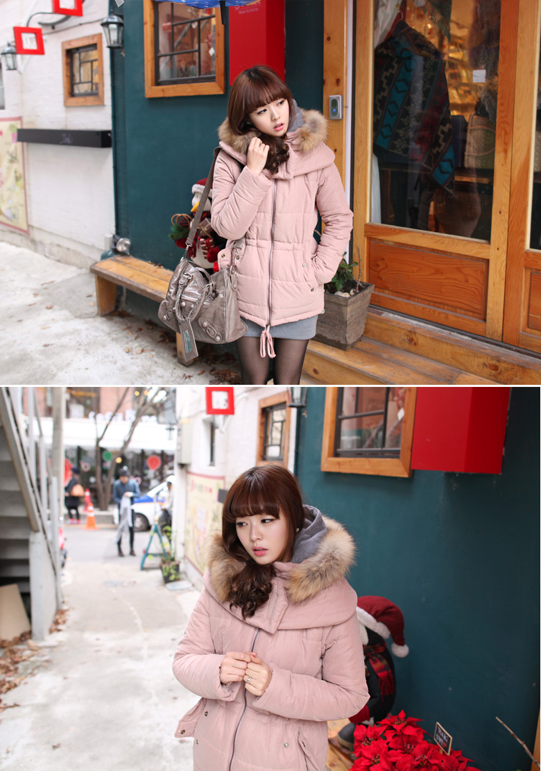 เสื้อโค้ทกันหนาว อุ่นมาก กันหนาวได้ดีค่ะ แต่งขนเฟลอช่วงฮู้ด แบรนด์ RJ STORY แท้ พร้อมส่ง ชมพูหม่น ออกกะปิ