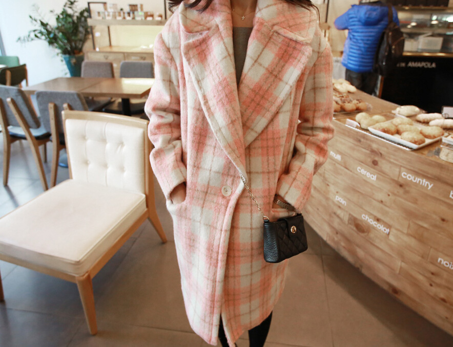 โค้ททรงยาวสวย สีชมพูลายสก๊อต น่ารักมาก พร้อมส่ง เลยจ้า pink