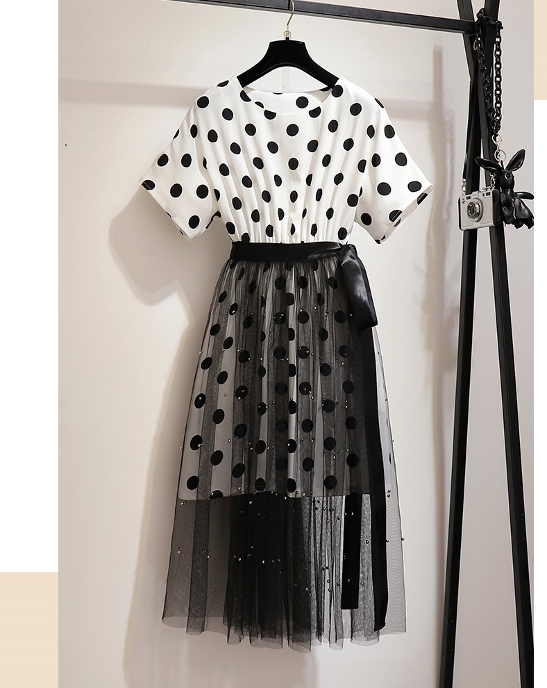 Dress4683 ชุด 2 ชิ้น เดรสแขนสั้นลายวงกลมพื้นสีขาวผ้าชีฟองเนื้อหนาเอวยางยืด+กระโปรงยาวป้ายผูกเอวผ้ามุ้งแต่งหมุด งานเซ็ทสองชิ้นแมทช์ได้ลงตัว งานดีดีเทลดีงาม แยกใส่กับตัวอื่นก็สวยคุ้มไปอีก