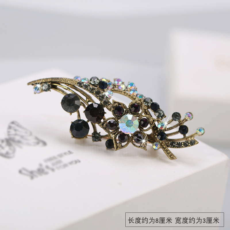 เข็มกลัด เข็มกลัดสวยๆ เข็มกลัดติดเสื้อ Brooch