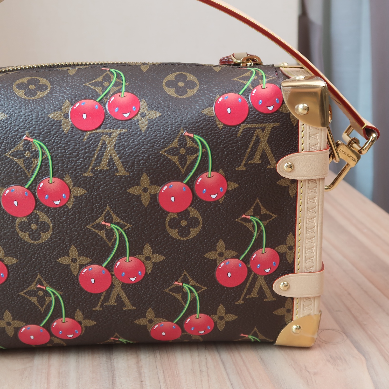 LVxMurakami Monogram Cherry Side Trunk MM (พารากอน 8 วัน)