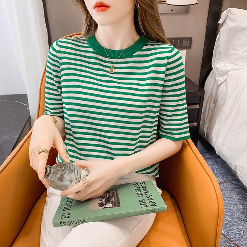 เสื้อยืดวัยรุ่นน่ารักๆ เสื้อวัยรุ่นแขนสั้น เสื้อผ้าวัยรุ่นเกาหลี แบรนด์ Wiyike