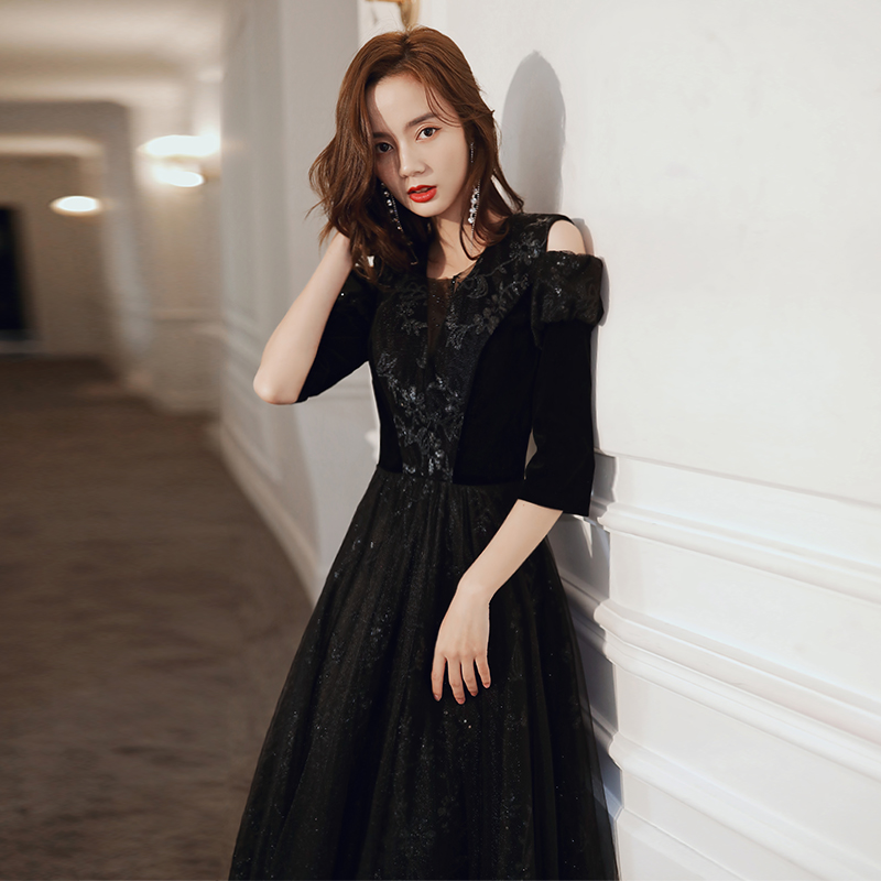ชุดราตรี ชุดราตรีสวยหรู แบบ ทันสมัย Evening dress