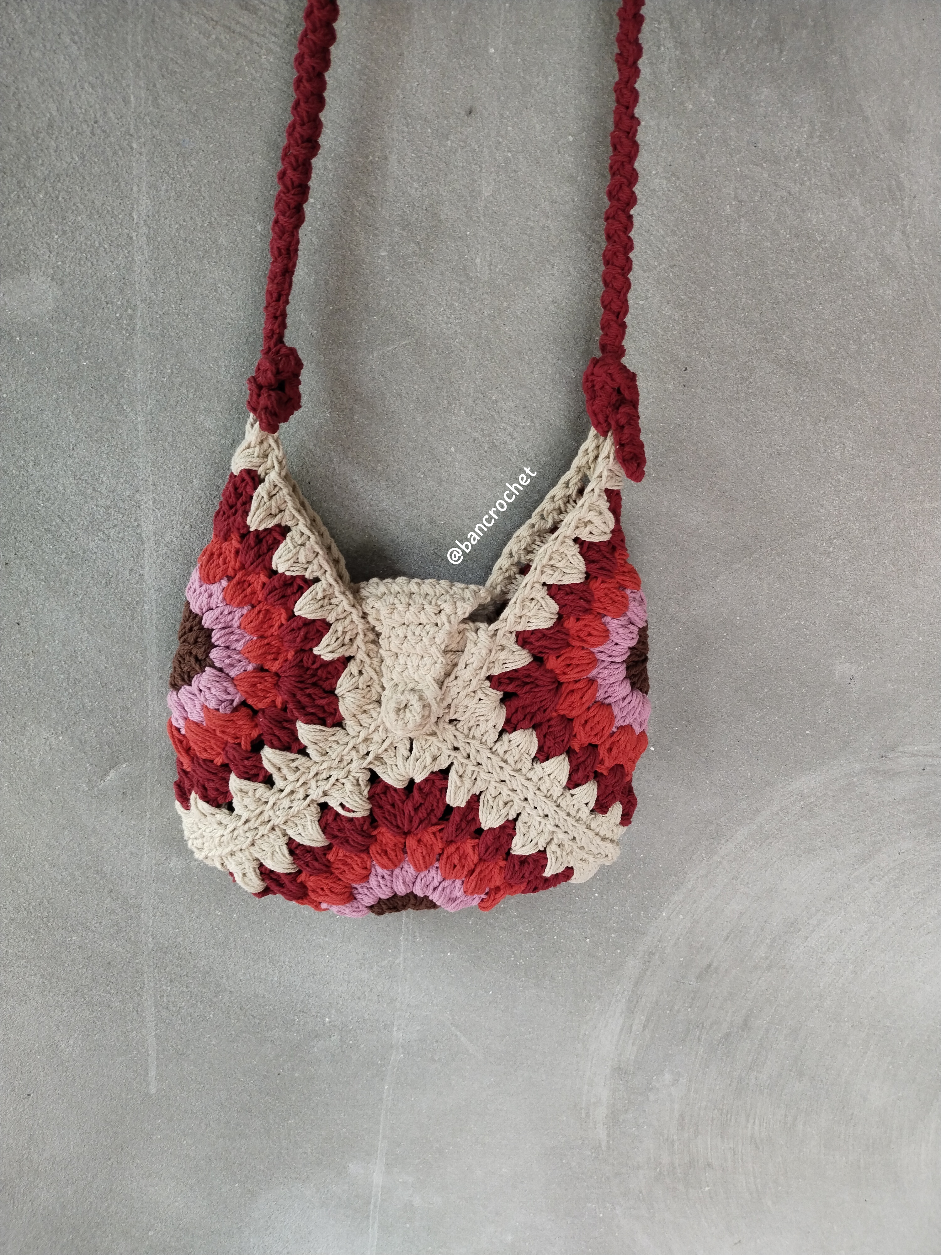 Bancrochet กระเป๋าถักโครเชต์ crochet bag หลากสี 8*9inch