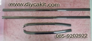 คิ้วขอบกระจกโครเมี่ยม All New BT50