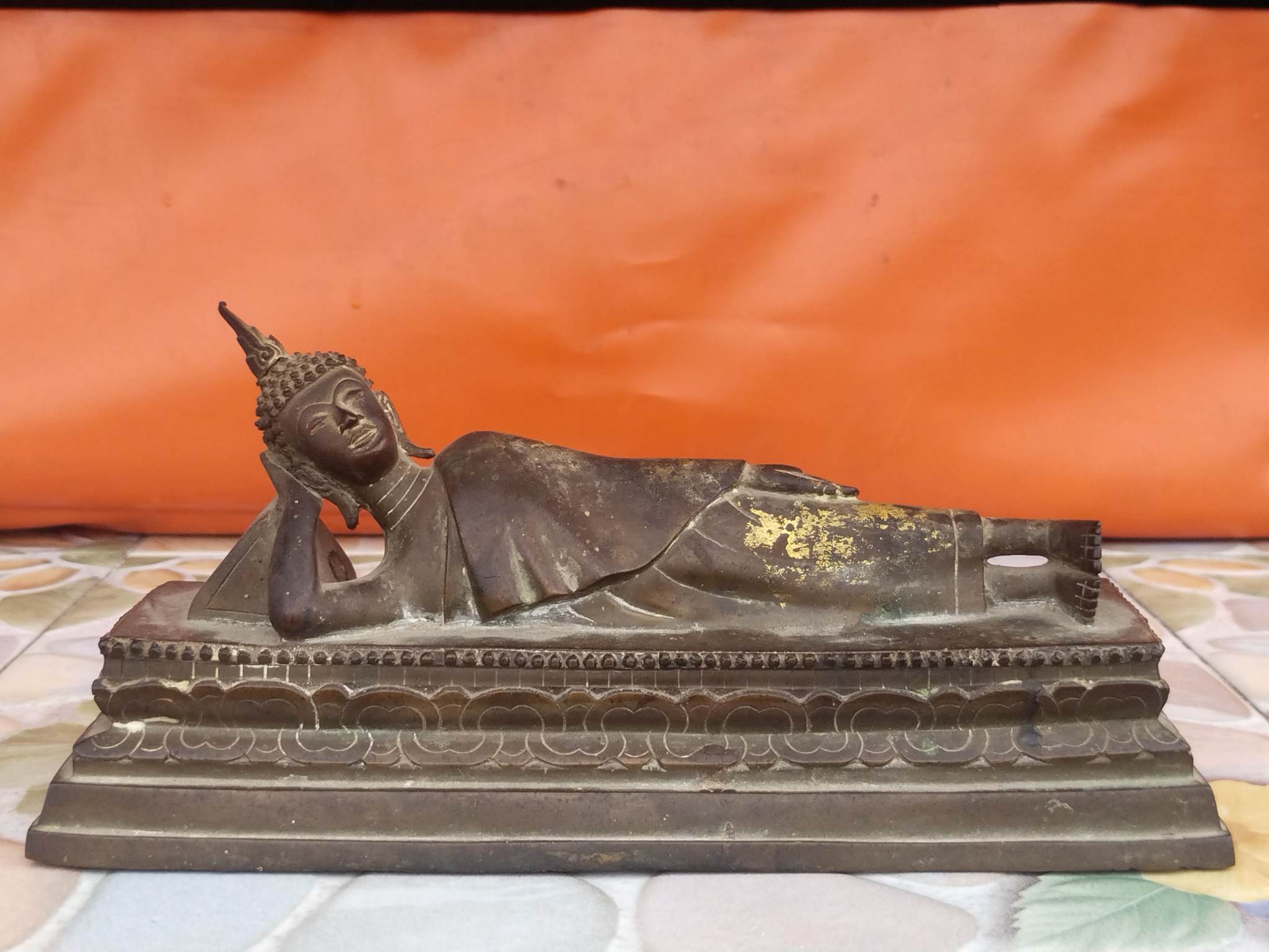 พระรัชกาล ปางไสยาสน์