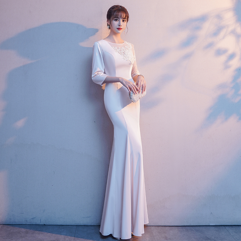ชุดราตรี ชุดราตรีสวยหรู แบบ ทันสมัย Evening dress