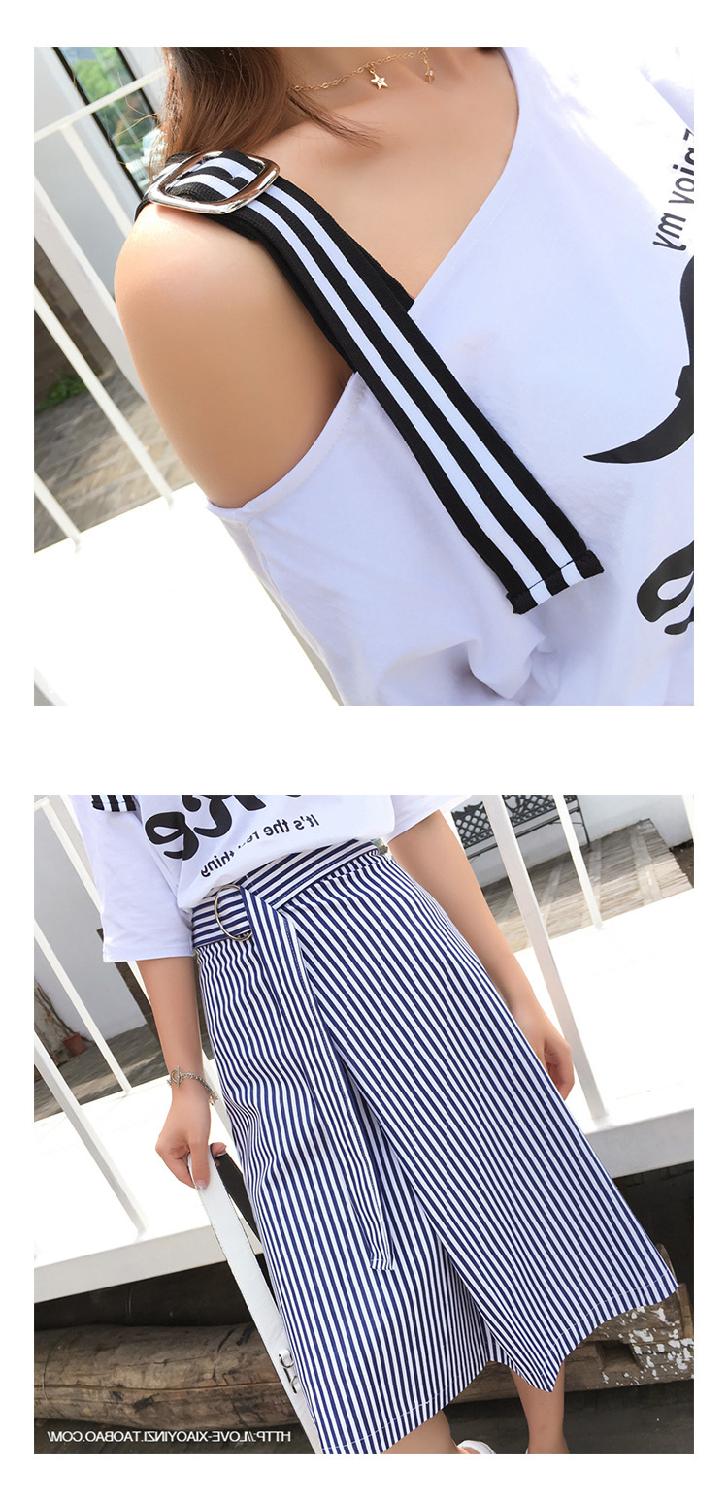 Set_bs1789 ชุดเซ็ท 2 ชิ้น(เสื้อ+กระโปรง) เสื้อทรงโอเวอร์ไซส์เปิดไหล่เฉียงแต่งสายบ่าเข็มขัดผ้าคอตตอนเนื้อนุ่มยืดหยุ่นสูง+กระโปรงยาวลายริ้วสีขาวกรมซิปหลังผ้าโพลีเนื้อดีใส่สบาย งานเซ็ทเข้าชุดสุดน่ารัก ดีเทลเก๋ๆ ดีงาม แมทช์ได้ลงตัวเข้ากันดูดี