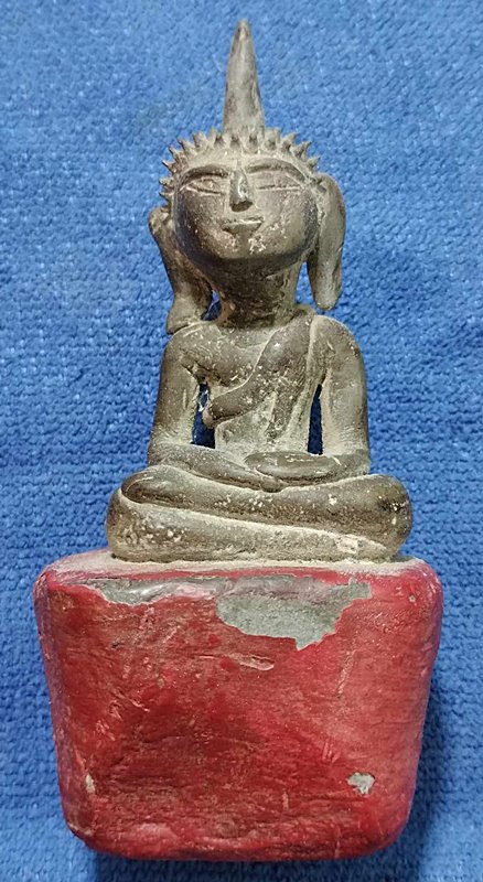 พระเชียงรุ้ง