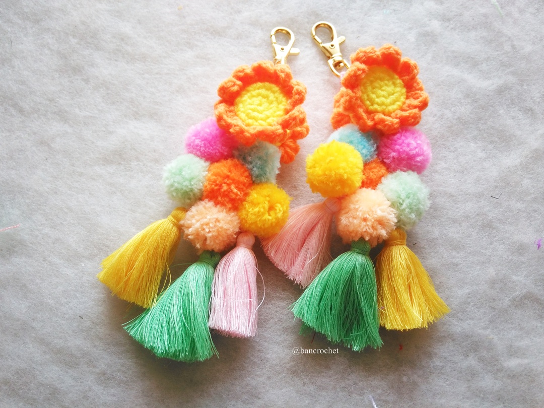พวงกญแจพู่แขวนกระเป๋า Tassel keychains หลากสี 5.5-6 นิ้ว