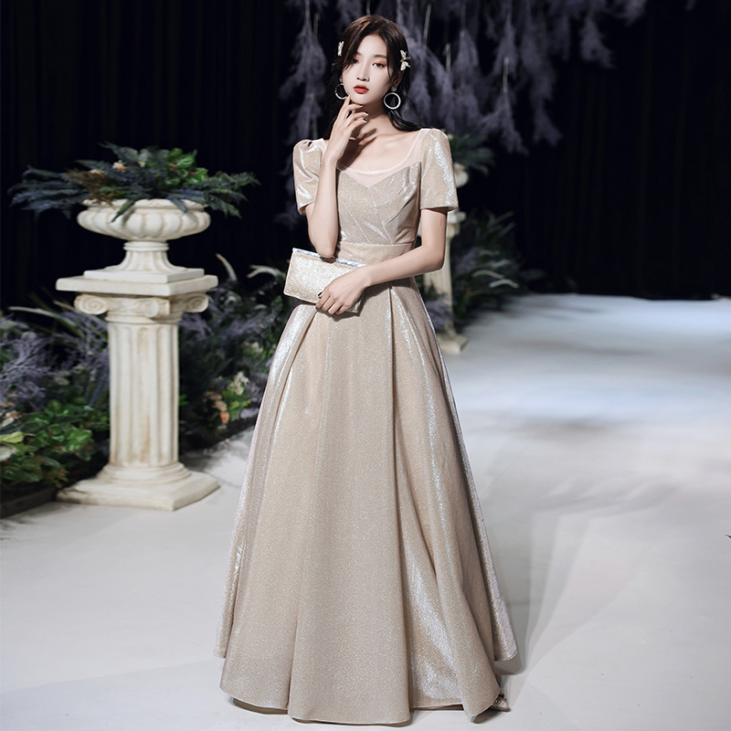 ชุดราตรี ชุดราตรีสวยหรู แบบ ทันสมัย Evening dress