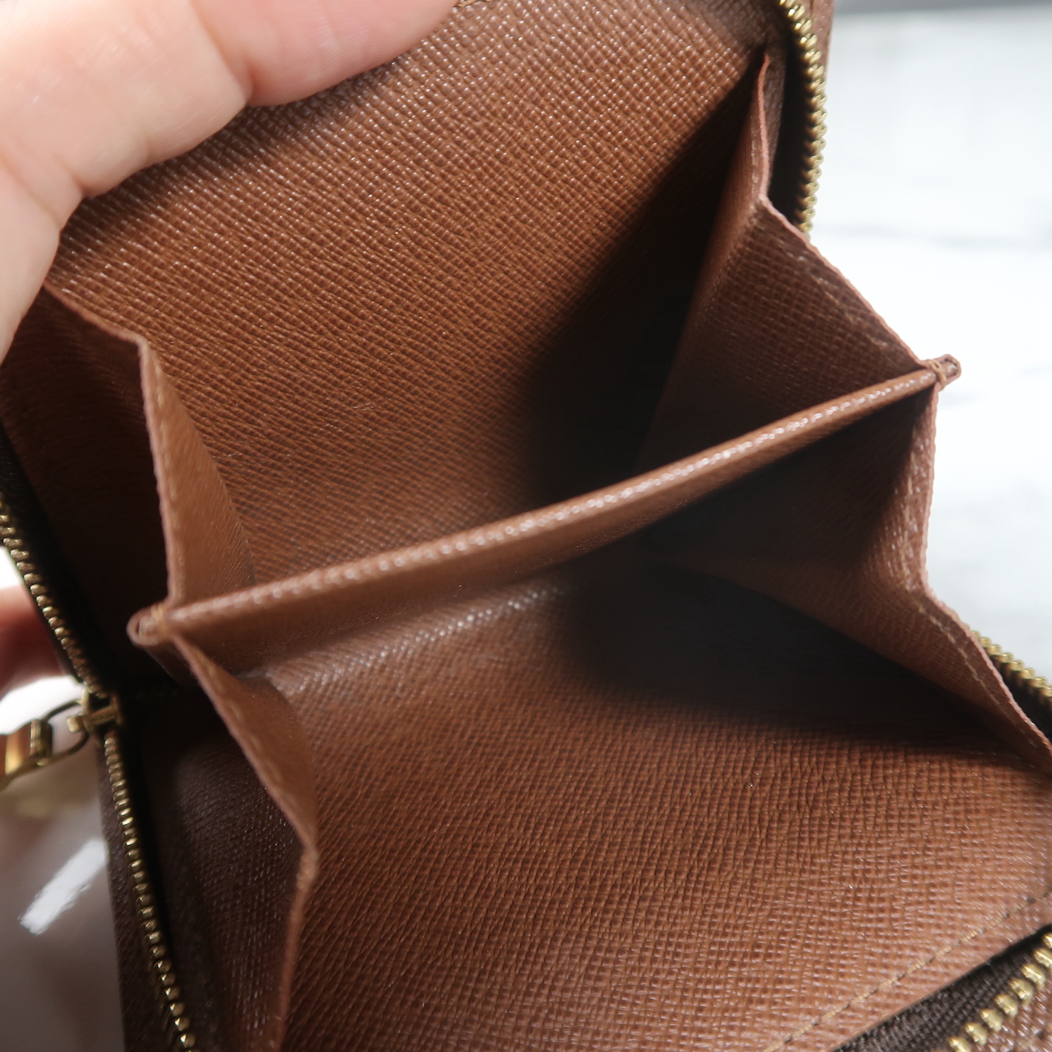 Louis Vuitton Monogram Compact Wallet M61667