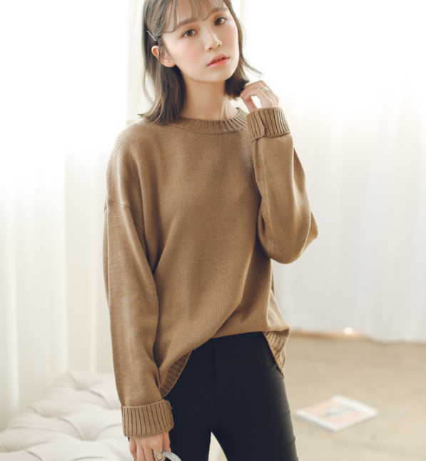 Sweater เสื้อสเวทเตอร์แขนยาว สีน้ำตาล ทรงสวย จะใส่เดี่ยวไหรือใส่โค้ทคลุมก็เริ่ด