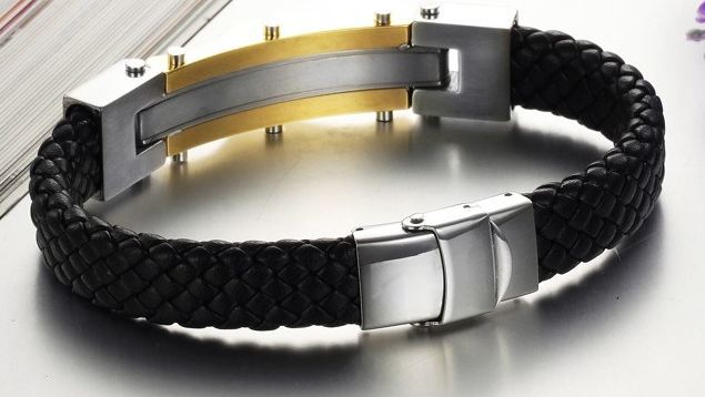 สร้อยข้อมือผู้ชาย กำไลข้อมือผู้ชาย สาย สแตนเลส ผสม หนังถัก สีดำ แต่งด้วย Stainless สีทอง ประดับเพชร CZ ตรงกลาง ของขวัญสุดหรู no 288238